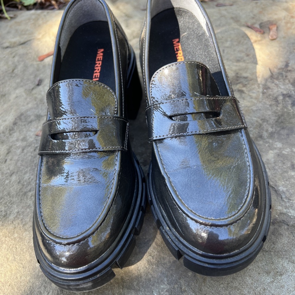 Merrell Chunky Loafers Olive Patent Leather 7.5 Heel Mint‎ Condition